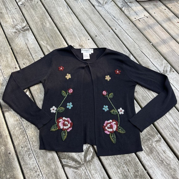Joseph A Jackets & Blazers - Joseph A 100% Silk Black Jacket Beautifully Beaded Floral Design Size M Exc Cond